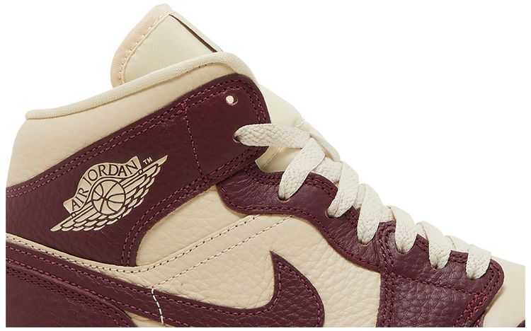 Wmns Air Jordan 1 Mid SE Split   Beach Cherrywood
