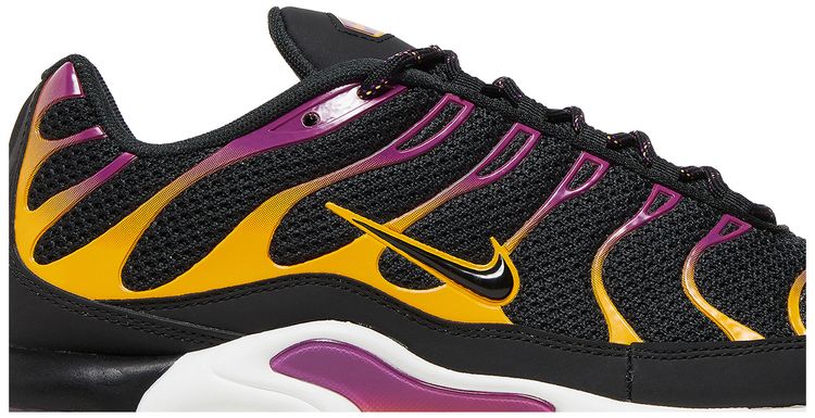 Nike Air Max Plus Black University Gold Viotech