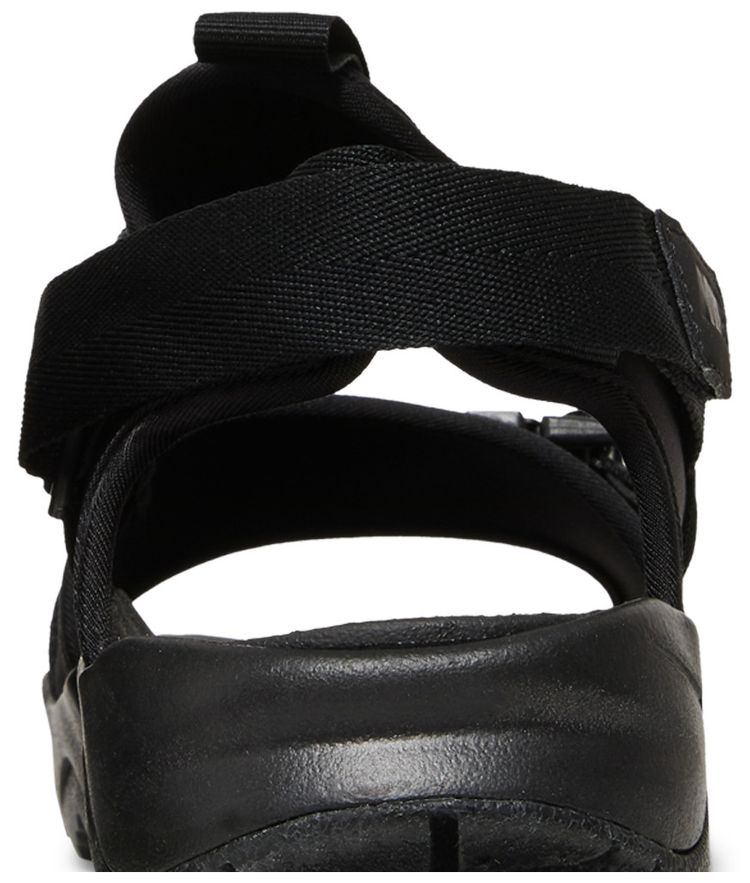 Nike Canyon Sandal Triple Black