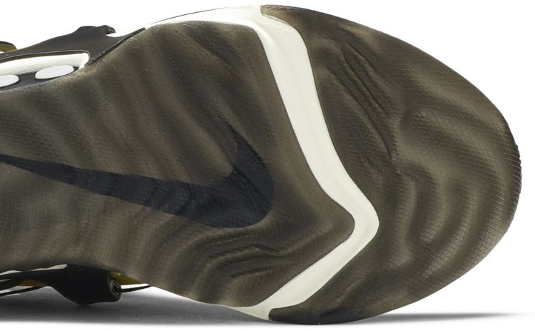 Adapt Huarache Opti Yellow EU Charger
