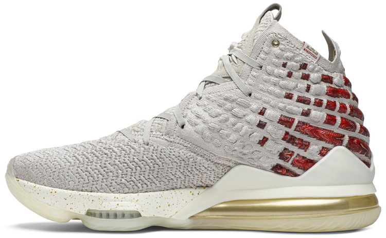 Nike LeBron 17 WinWin