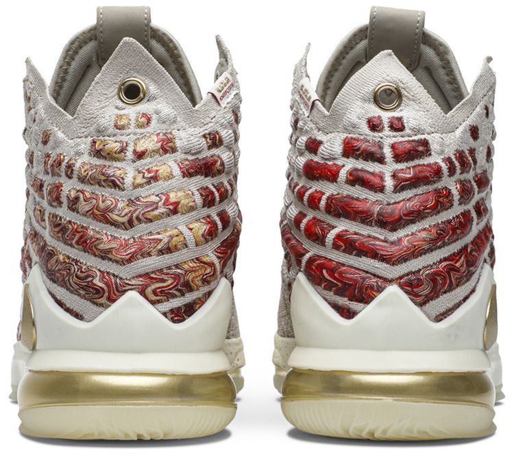 Nike LeBron 17 WinWin