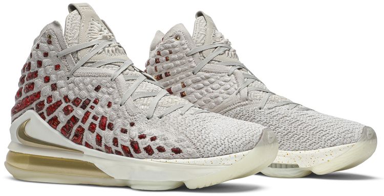 Nike LeBron 17 WinWin