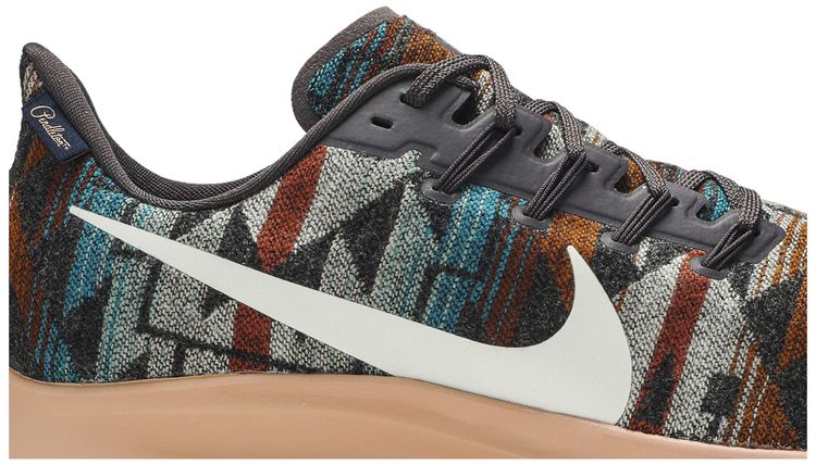 Nike Air Zoom Pegasus 36 N7 Pendleton