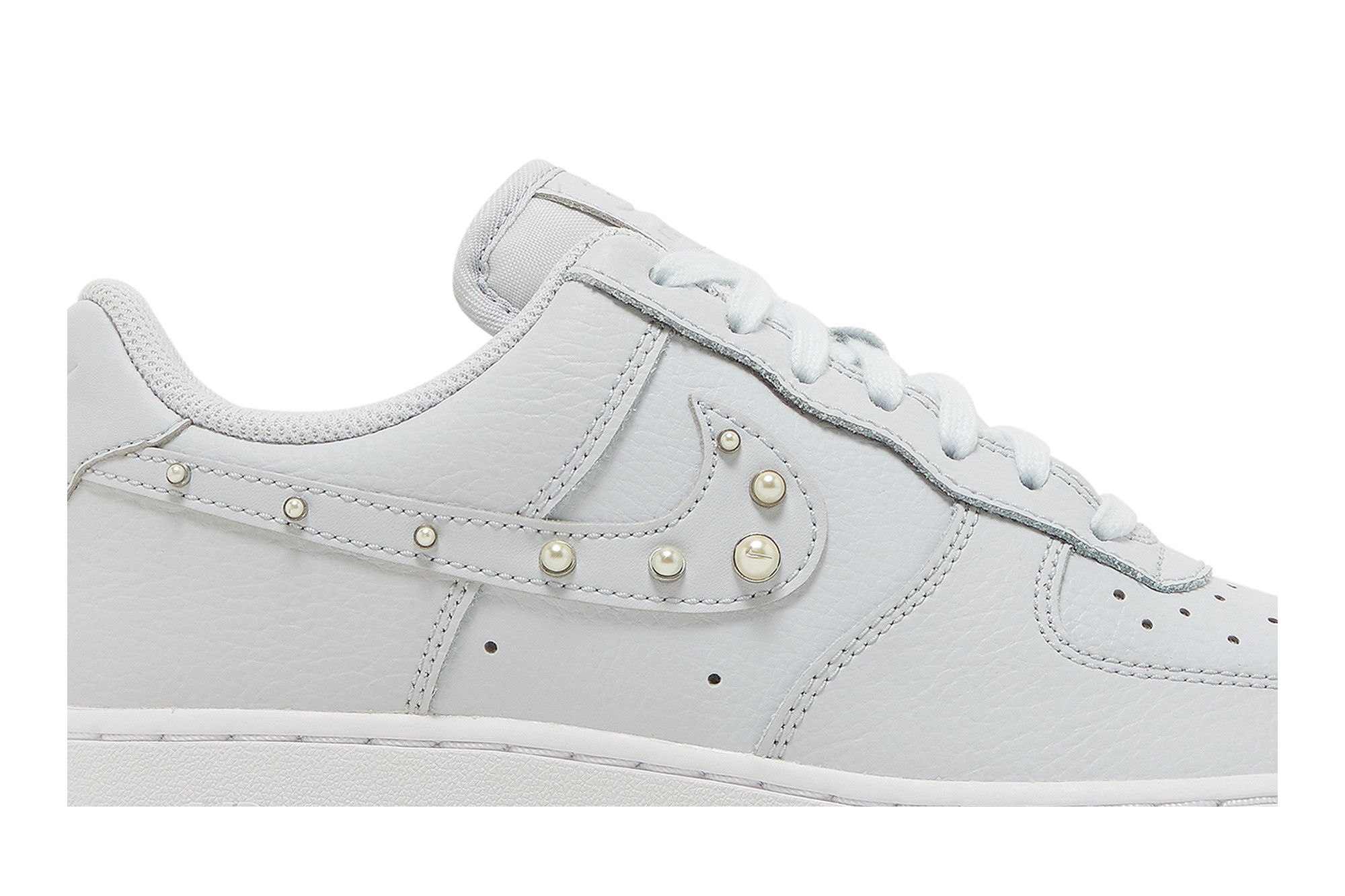 Buy Nike Wmns Air Force 1 07 SE 'Pearl Swoosh - Pure Platinum
