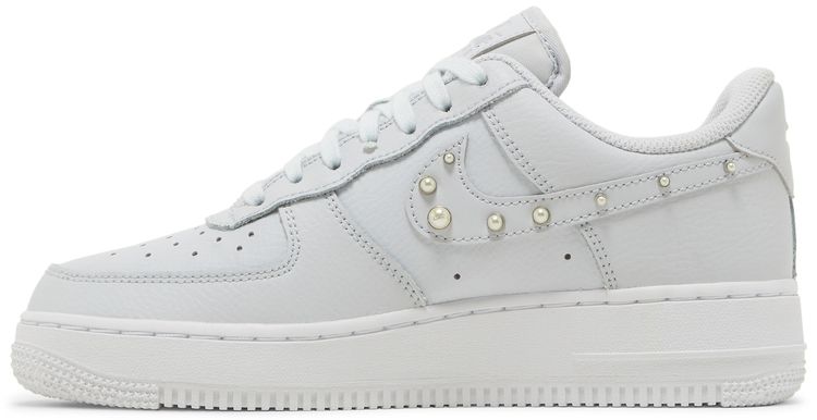 Nike Wmns Air Force 1 07 SE Pearl Swoosh   Pure Platinum