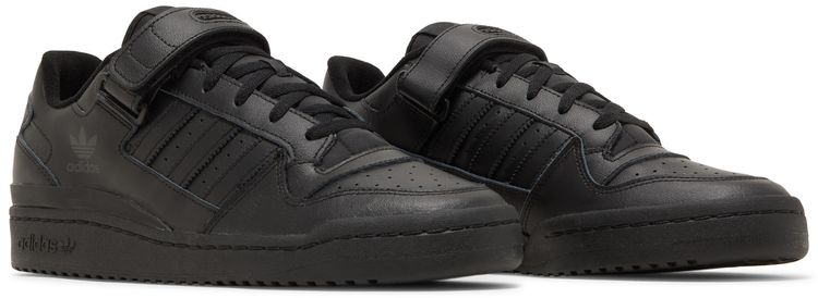 Adidas Forum Low Triple Black