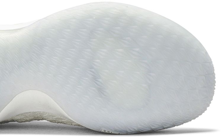 Nike LeBron 15 Low White Metallic