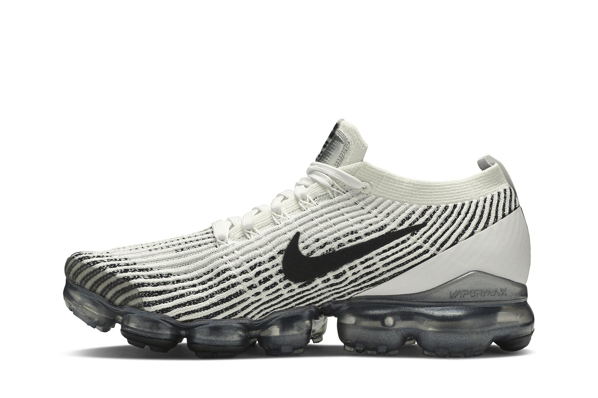 Vapormax flyknit triple white top
