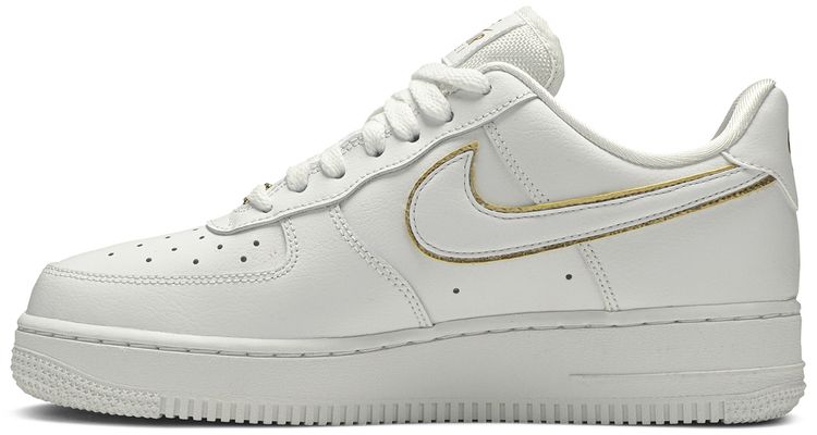 Nike Wmns Air Force 1 07 ESS Metallic Gold