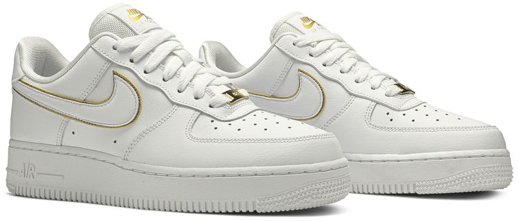 Nike Wmns Air Force 1 07 ESS Metallic Gold