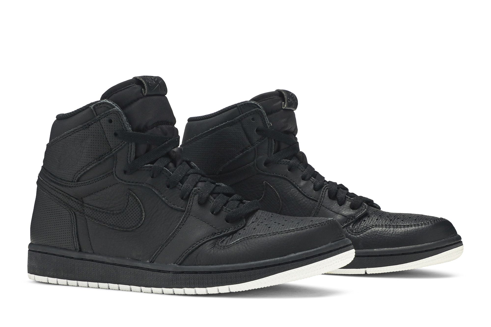 Buy Air Jordan 1 Retro High OG Perforated 555088 002 GOAT