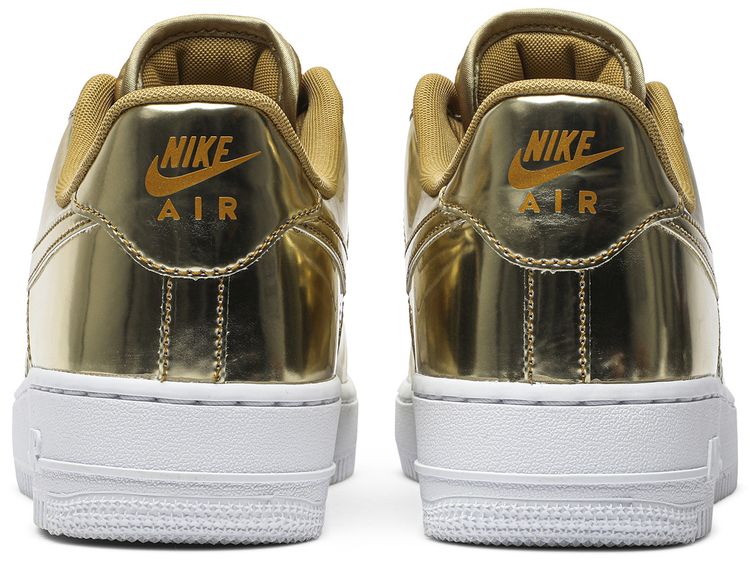 Nike Wmns Air Force 1 SP Liquid Metal   Gold