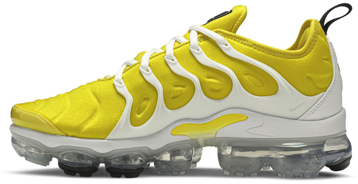 mustard yellow vapormax