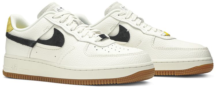 Nike Wmns Air Force 1 07 LXX Vandalized