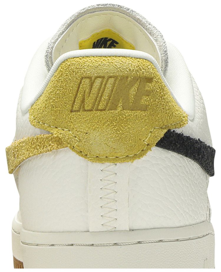 Nike Wmns Air Force 1 07 LXX Vandalized