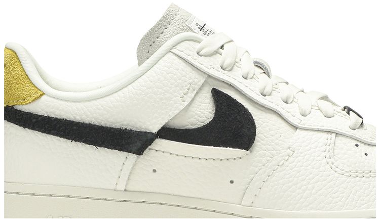 Nike Wmns Air Force 1 07 LXX Vandalized