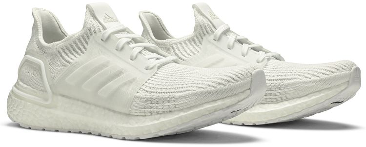 UltraBoost 19 Triple White