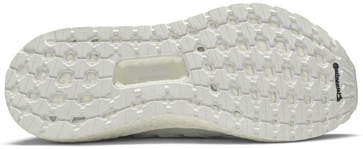 UltraBoost 19 Triple White