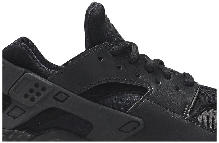 Wmns Air Huarache Run Triple Black