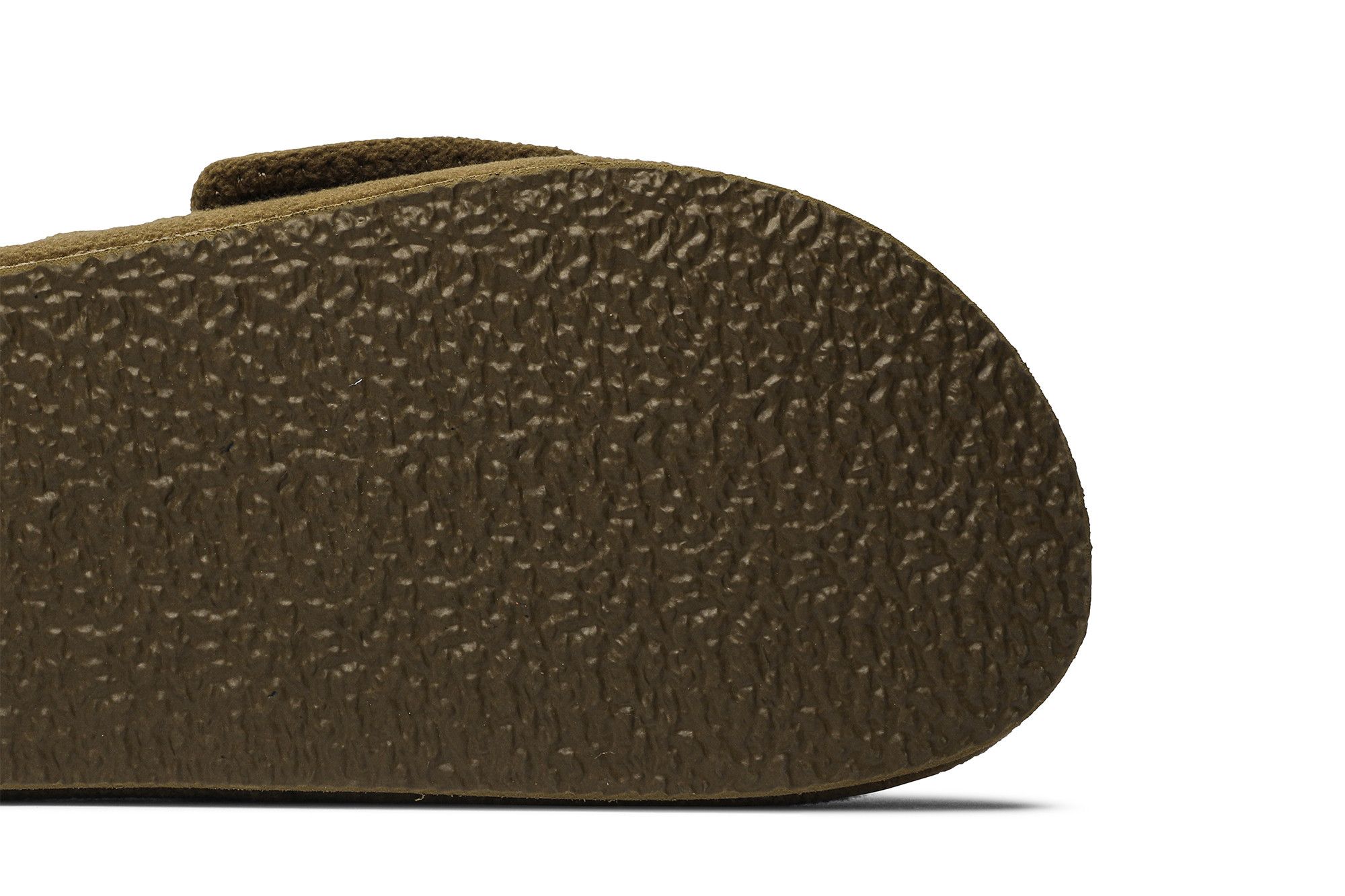 Buy Yeezy Season 7 Fleece Slide 'Trench' - YZ7MF7005 124 | GOAT Buy Yeezy Season 7 Fleece Slide 'Trench' - YZ7MF7005 124 | GOAT