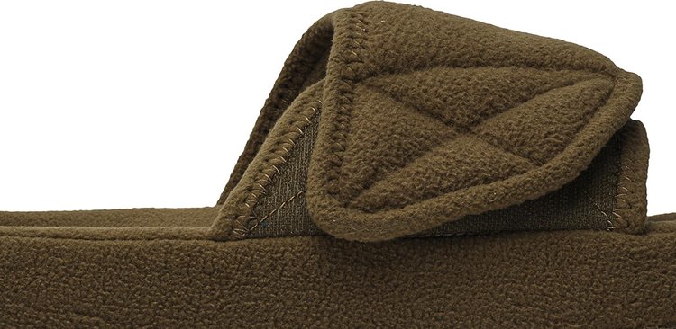 Yeezy Season 7 Fleece Slide Trench