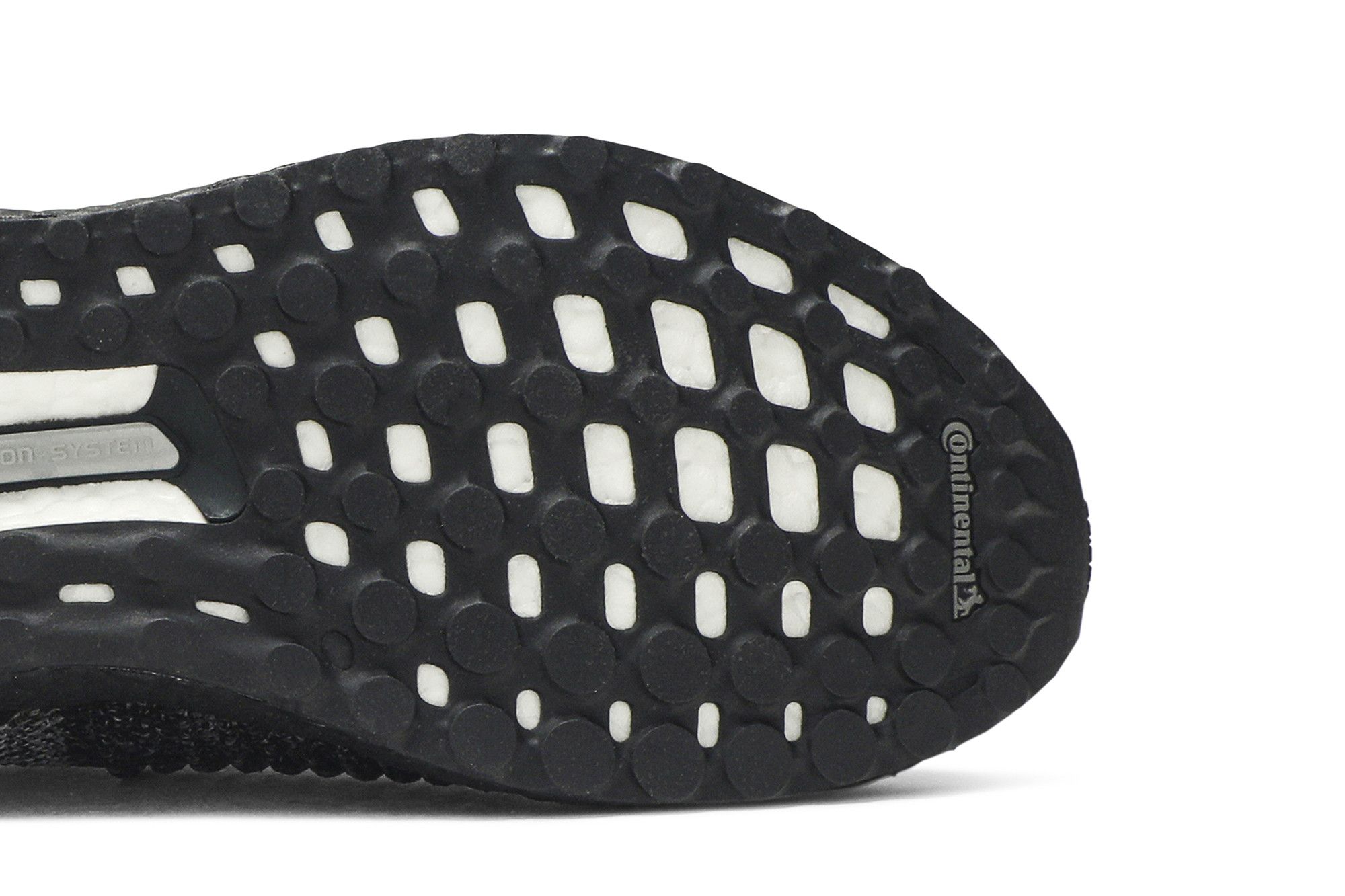 Adidas ultra boost triple black laceless best sale