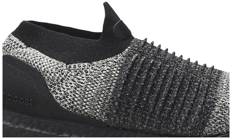 adidas UltraBoost Laceless Black Boost