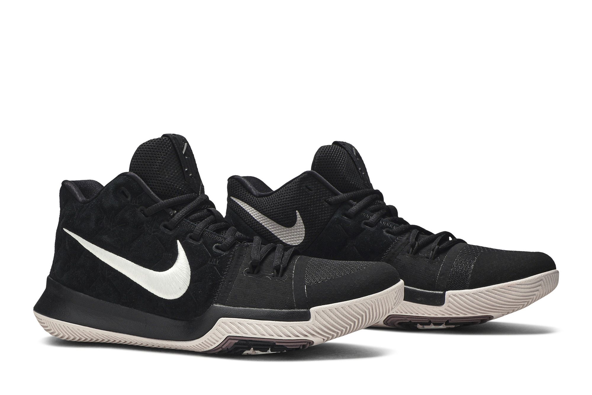 Kyrie 3 size 4 outlet