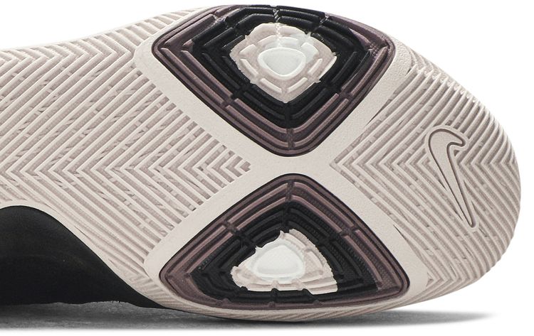 Nike Kyrie 3 Silt Red