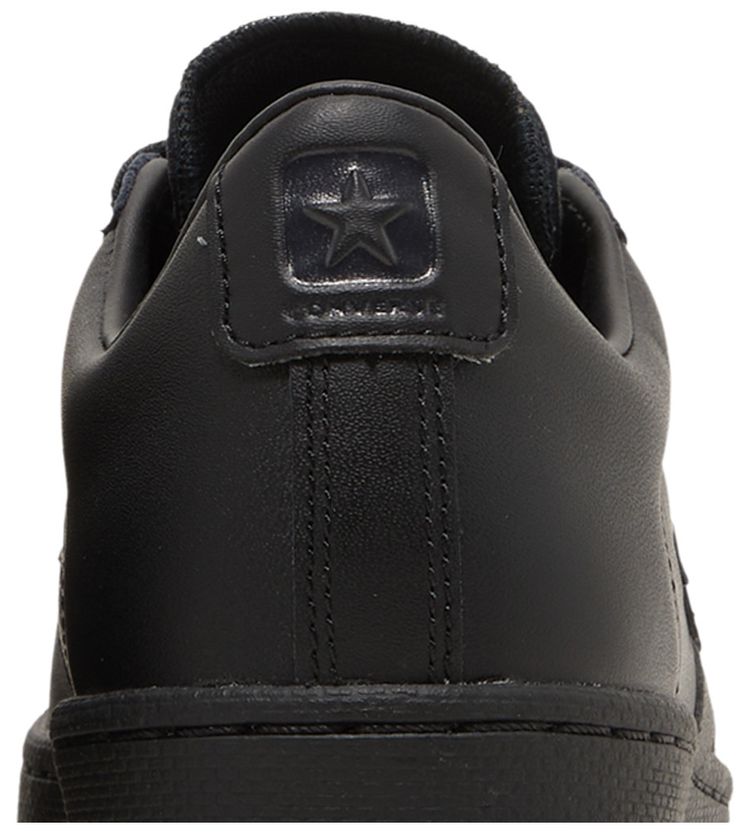 Converse Pro Leather Low Monocolor Black