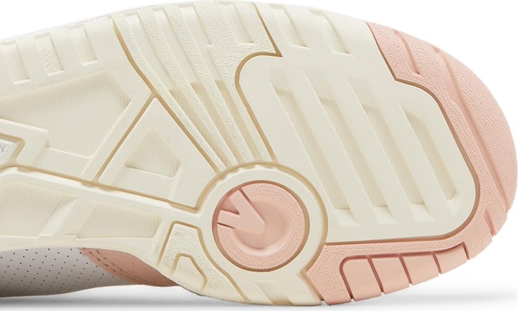 Wmns 550 Pink Sand White