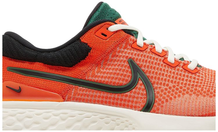 ZoomX Invincible Run Flyknit 2 Team Orange
