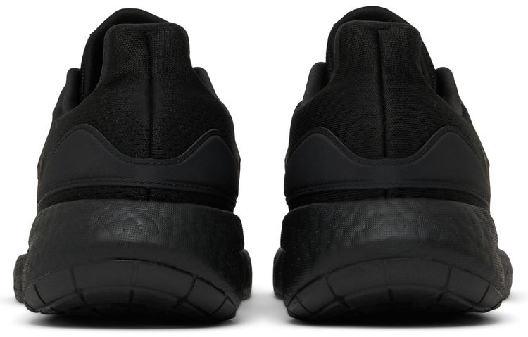 Adidas PureBoost 22 Triple Black