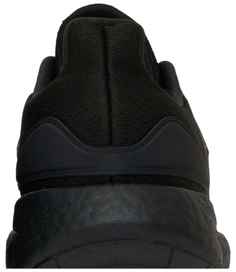 Adidas PureBoost 22 Triple Black