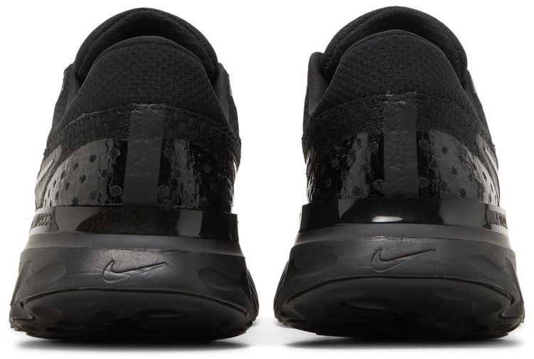 React Infinity Run Flyknit 3 Triple Black