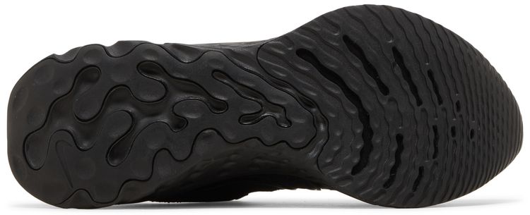 React Infinity Run Flyknit 3 Triple Black