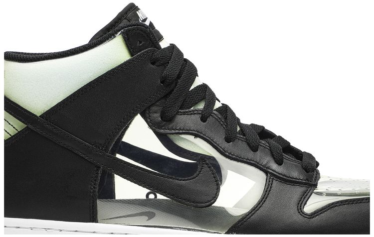 Buy Comme des Garçons x Dunk High Retro  