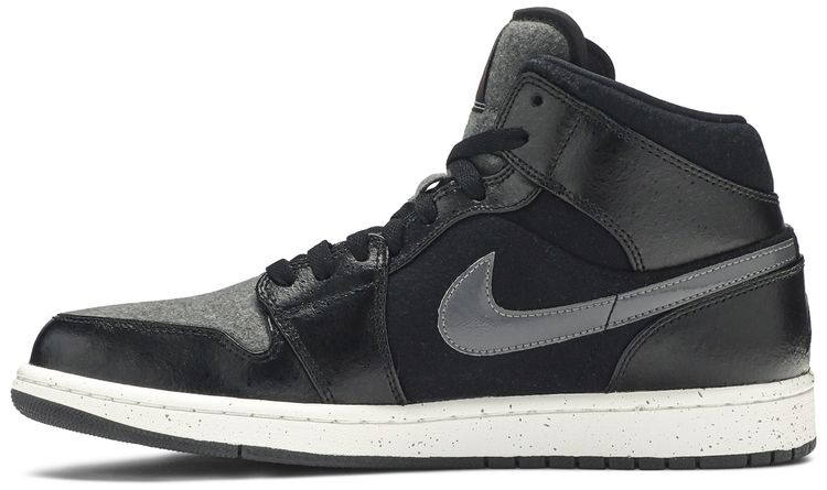 Air Jordan 1 Retro Mid SE Winterized