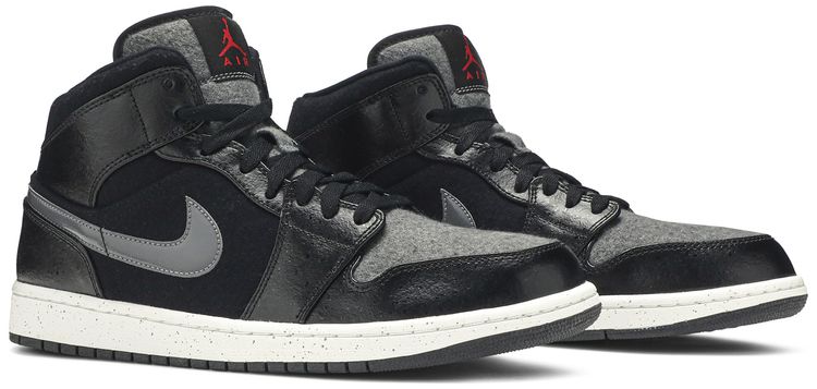 Air Jordan 1 Retro Mid SE Winterized