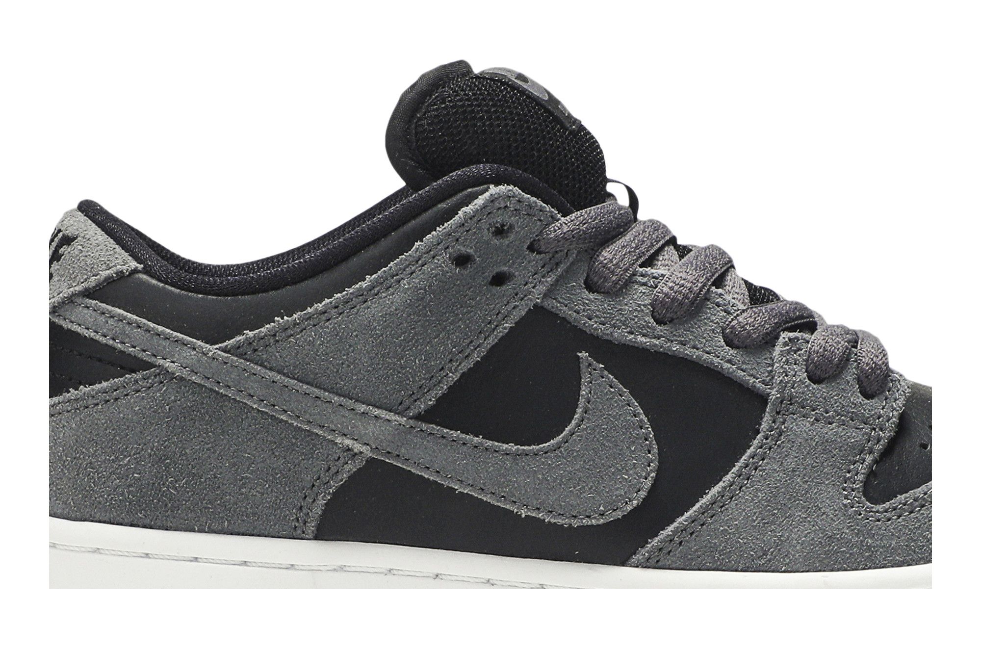 Black and grey nike sb shop