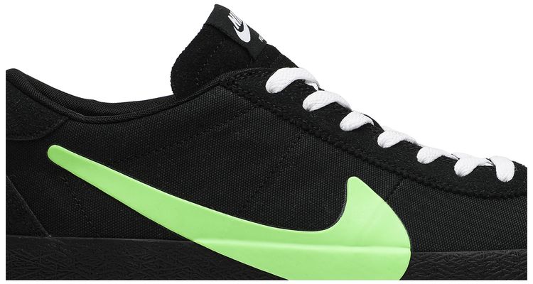 Poets x Nike Zoom Bruin SB QS