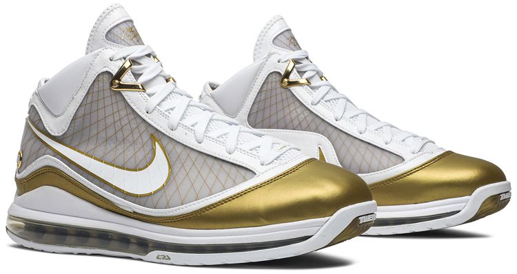 Air Max LeBron 7 Retro QS China Moon 2020