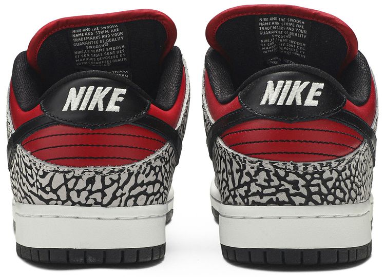 Supreme x Dunk Low Premium SB Red Cement