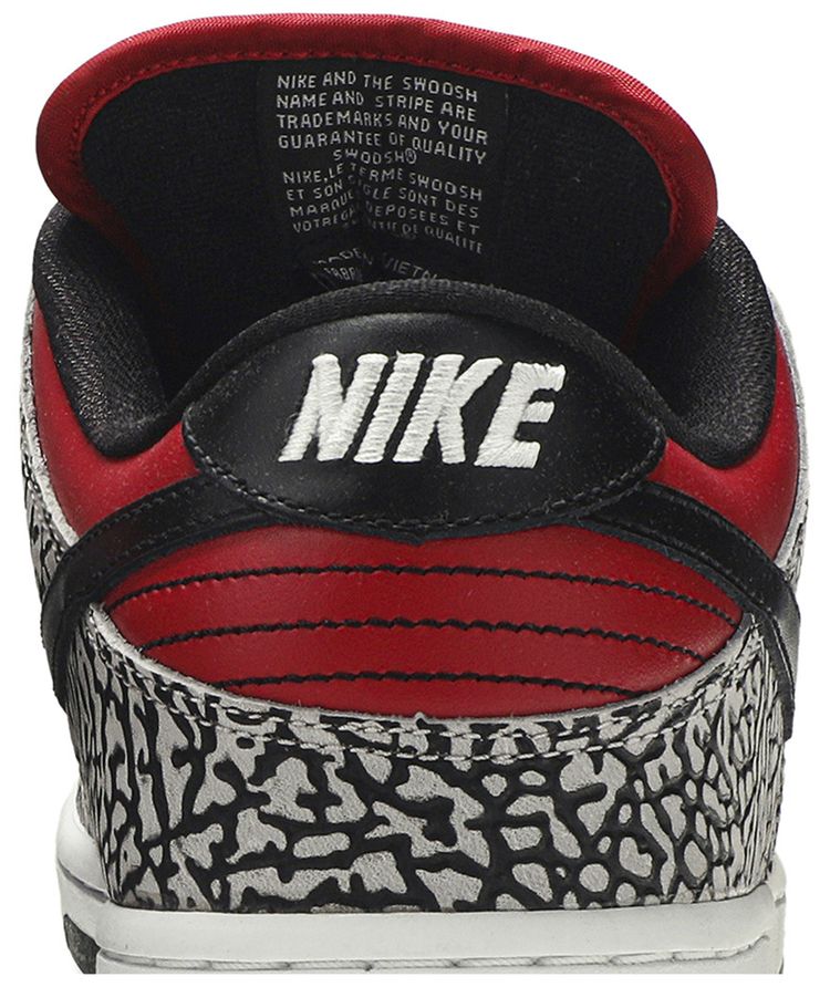 Supreme x Dunk Low Premium SB Red Cement