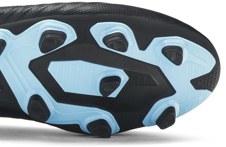 Predator 194 FxG Bright Cyan