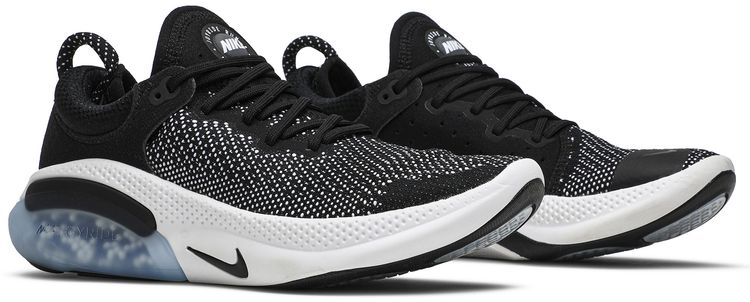 Nike Wmns Joyride Run Flyknit Oreo
