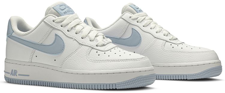 Nike Wmns Air Force 1 Low 07 Patent Light Armory Blue