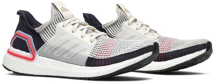 UltraBoost 19 Clear Brown