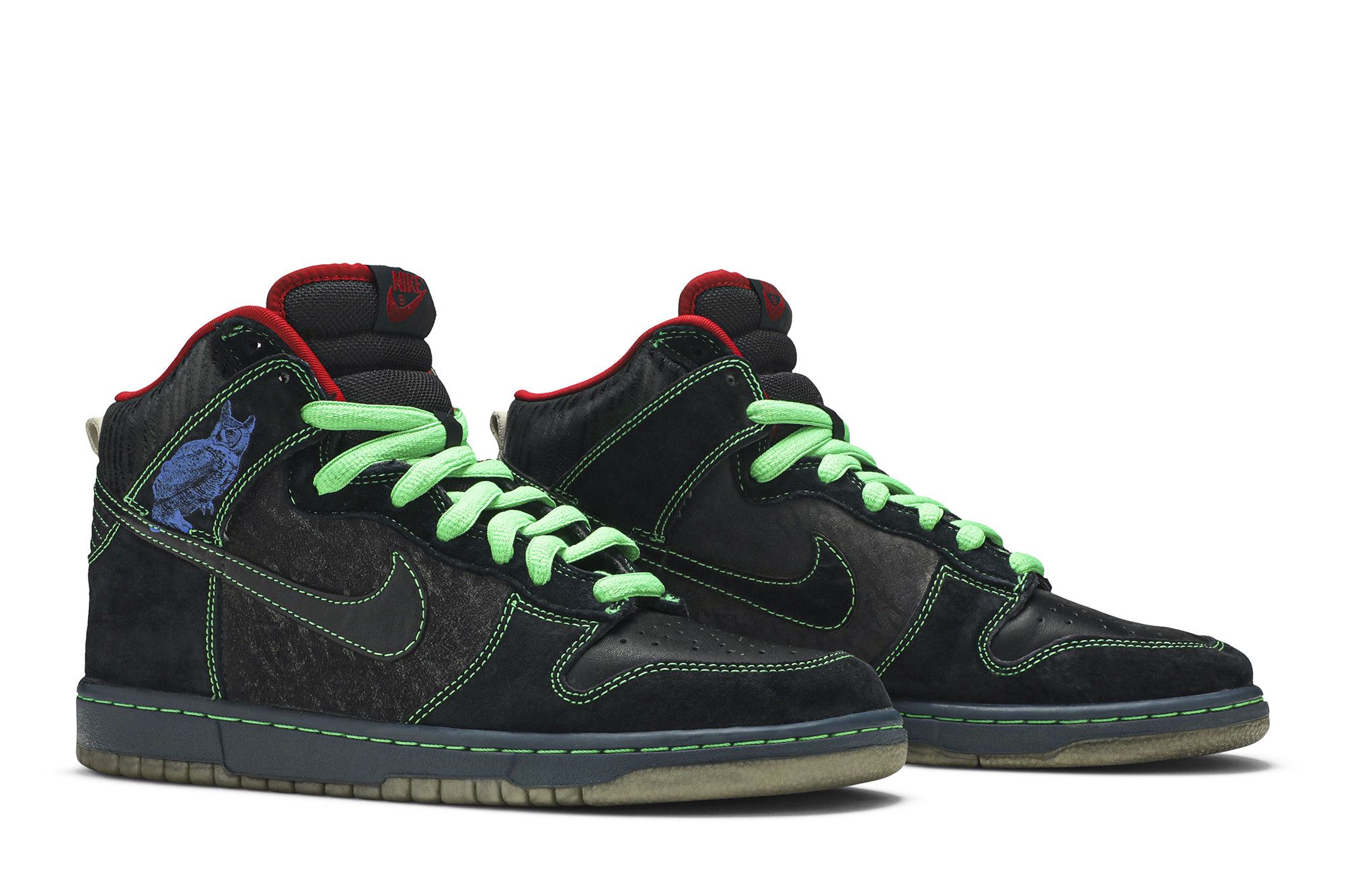 Nike dunks twin peaks top